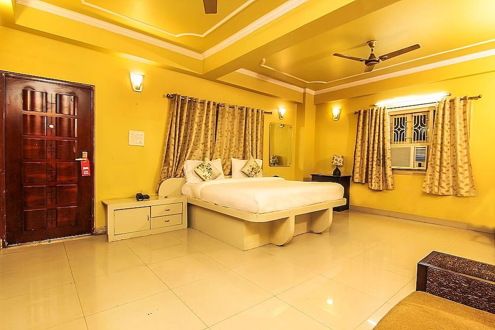 OYO Flagship 118 Atithi Satkar Dashashwmedh Double or Twin Room 2