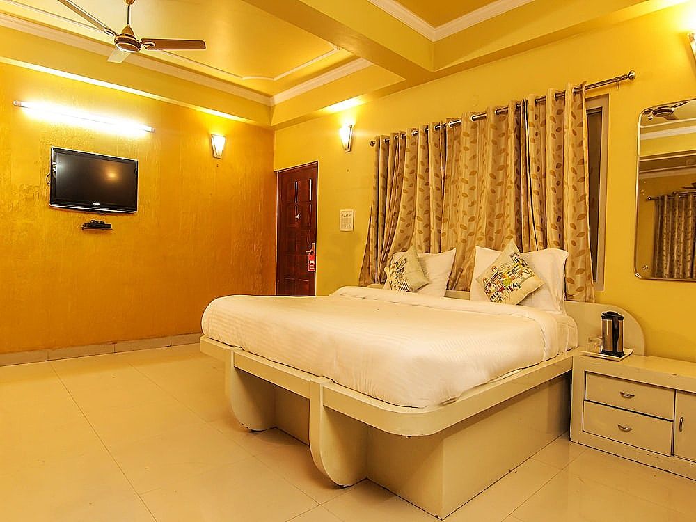 OYO Flagship 118 Atithi Satkar Dashashwmedh Double or Twin Room 5