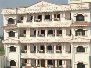 Hotel River Palace