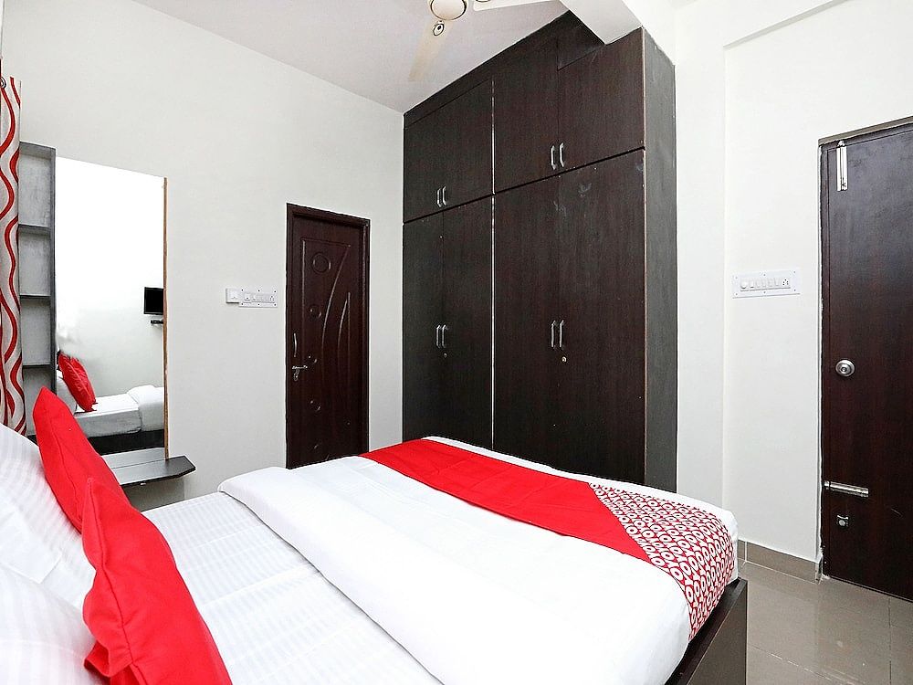 OYO 24948 Golden Sands Double Room, 1 Twin Bed 4