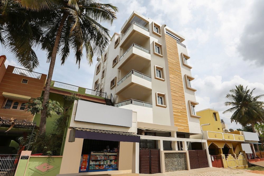 undefined OYO 24264 Monisha Residency 6