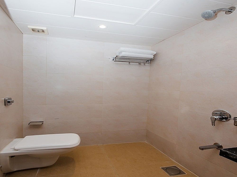 OYO 24264 Monisha Residency Standard Room 14