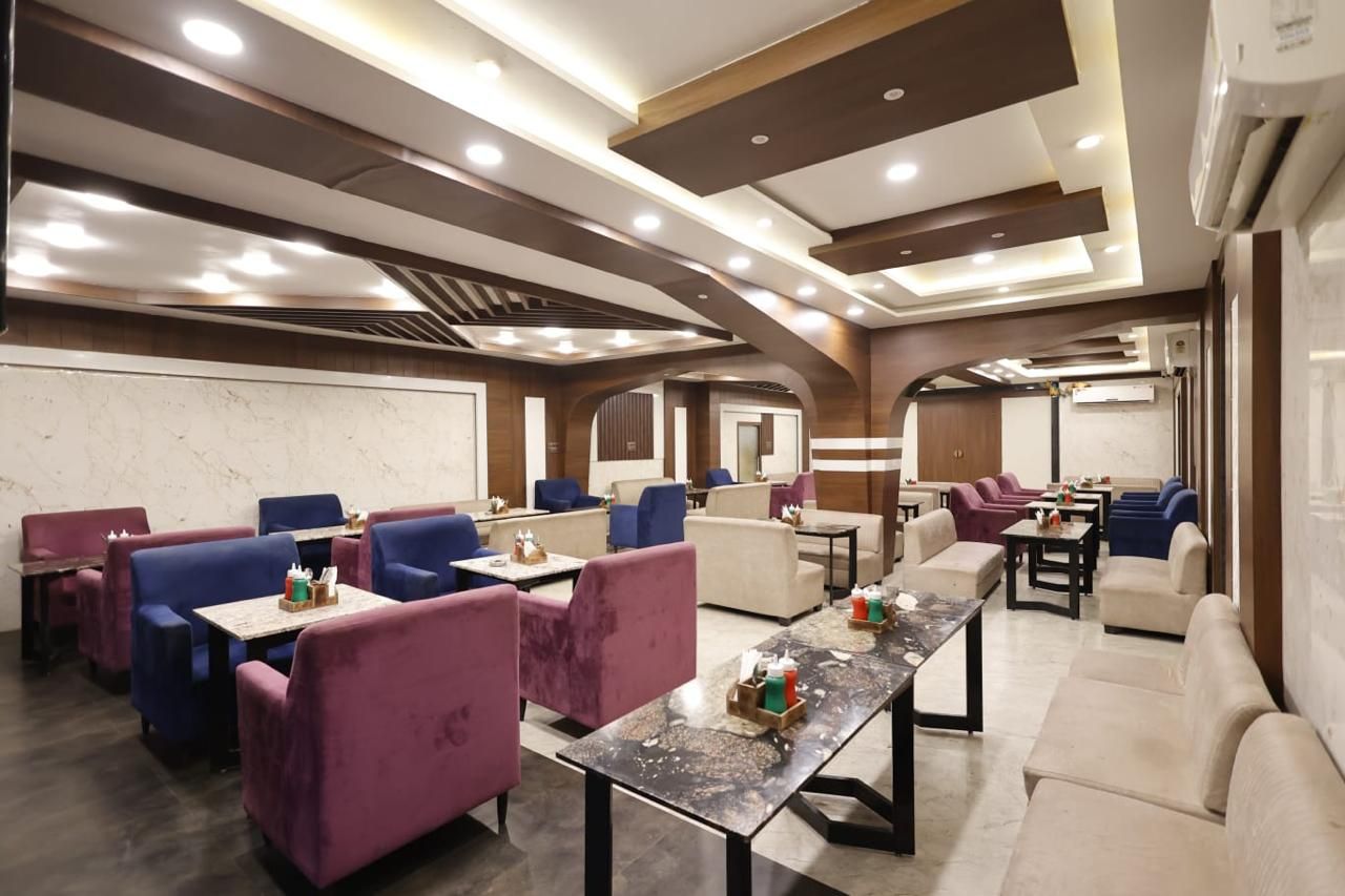 Food & Dining