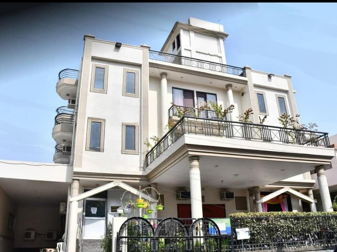 Hotel Exterior