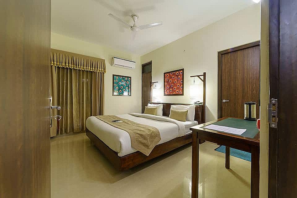 Zade House Deluxe Room 2