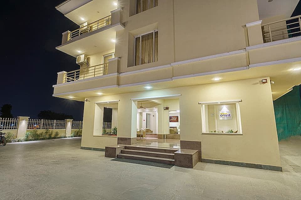 Hotel Exterior