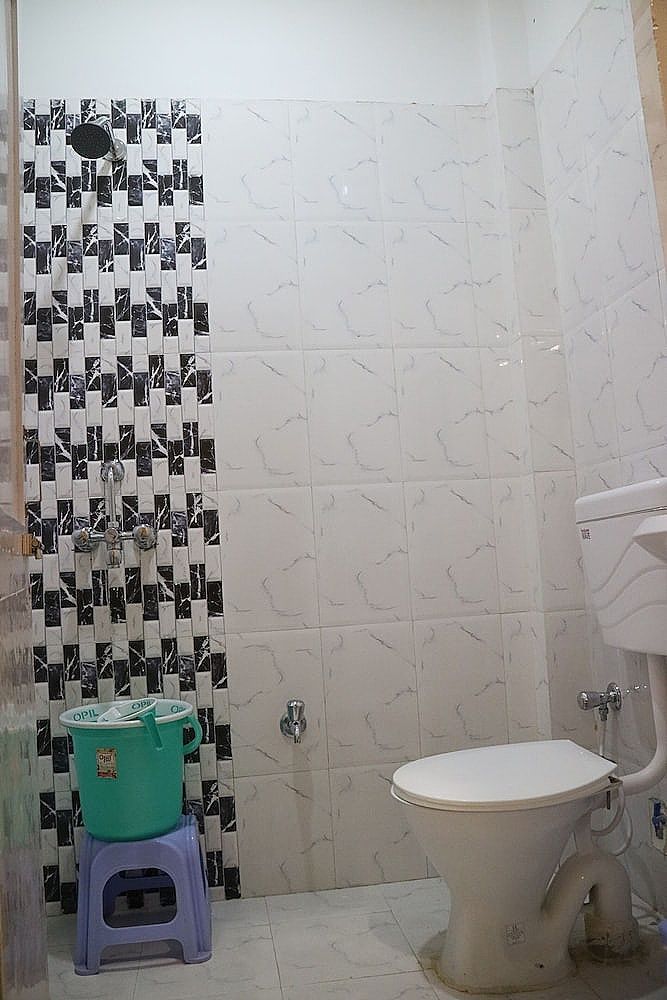 Hotel Samman Air Conditioner Club Triple Room 2