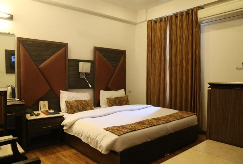 HOTEL JENUS Deluxe room