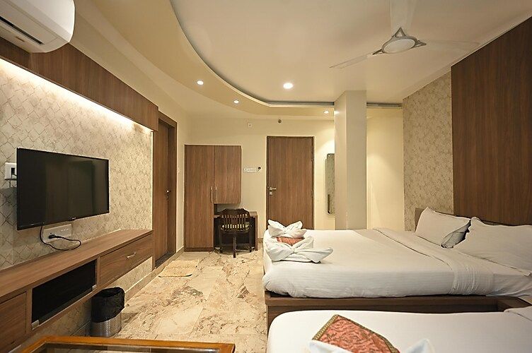 Executive Four Bed Room