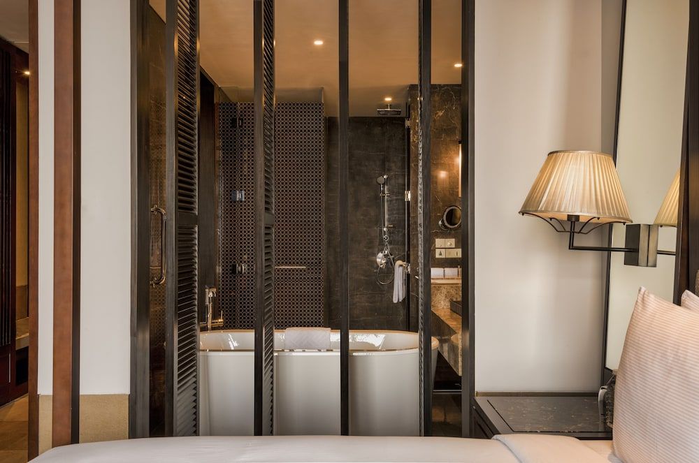 Hilton Goa Resort Candolim Deluxe Room, 2 Queen Beds (Garden sit out) 4