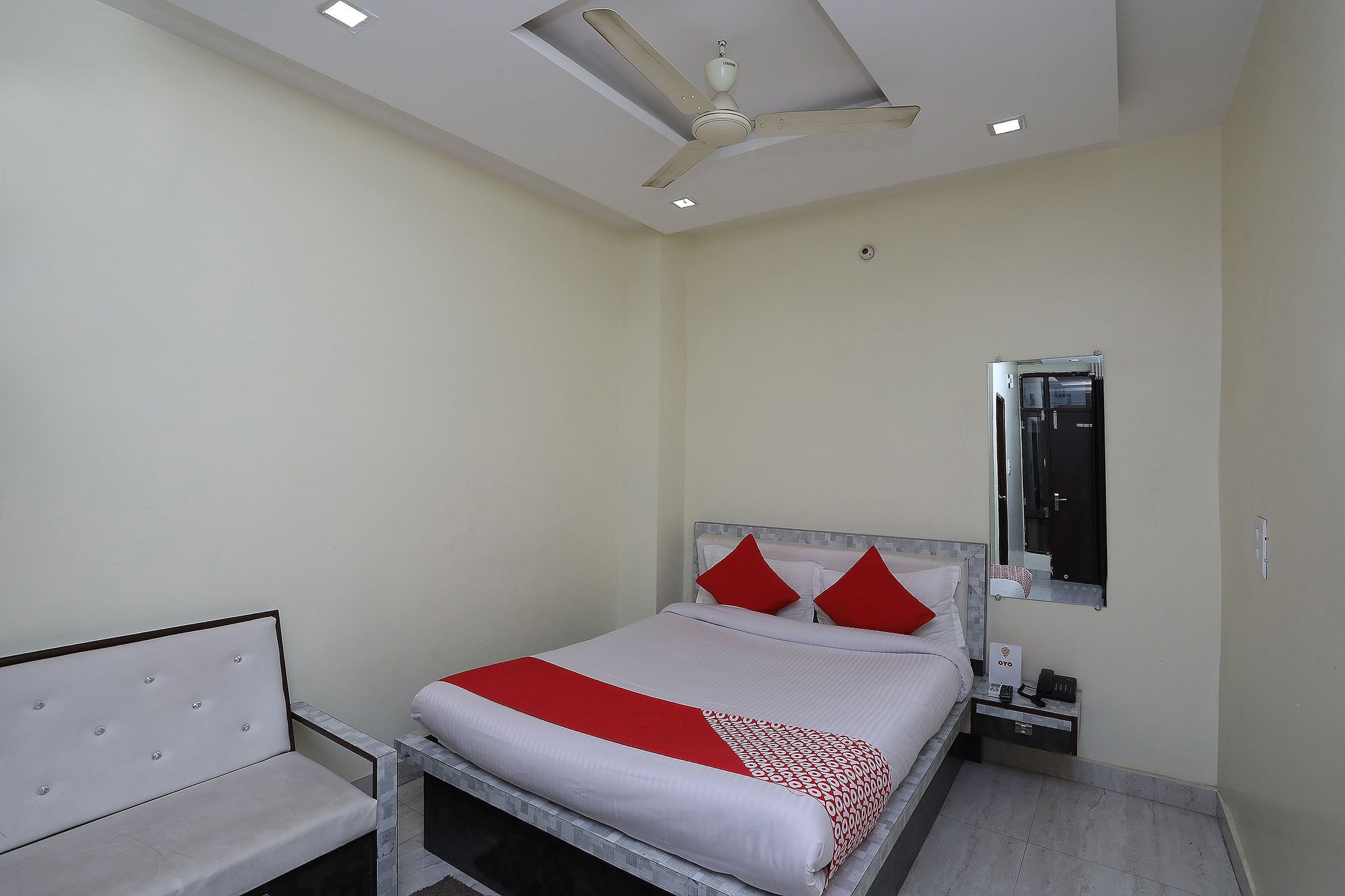 Flagship Hotel Us Residency Classic 4