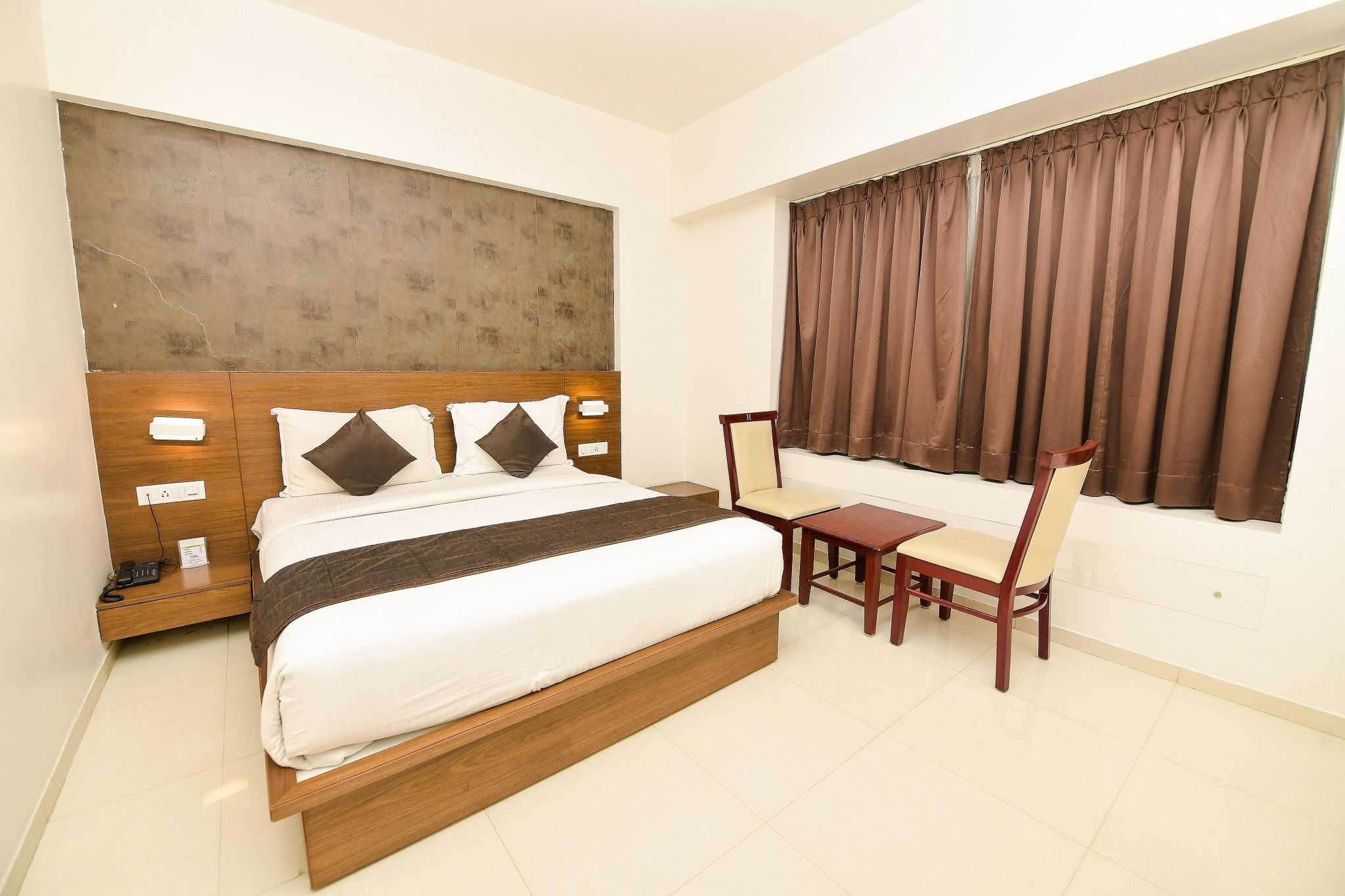 Heritage Inn Heritage Deluxe Room 4