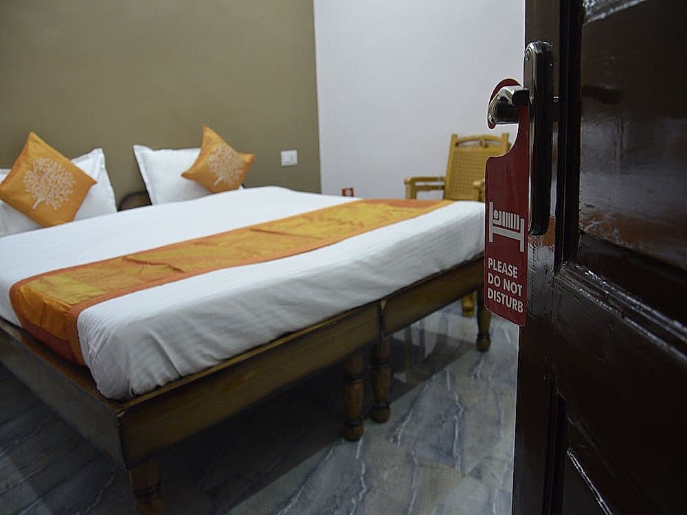 undefined OYO 7622 Varanasi Stays 10