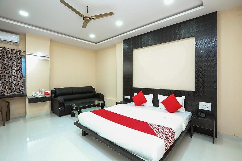 SUVARNA SUITES Standard room 2