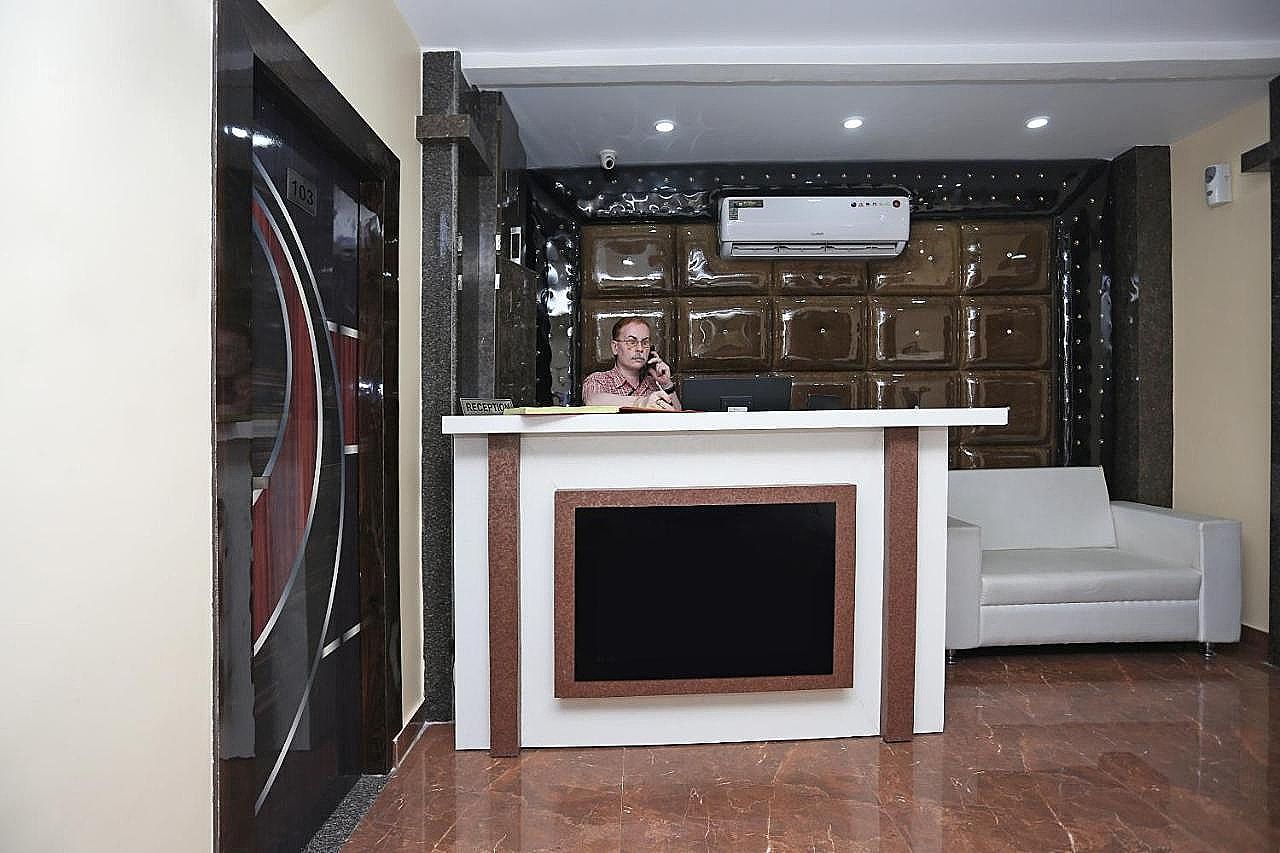 undefined OYO 15530 Hotel G S Residency 8