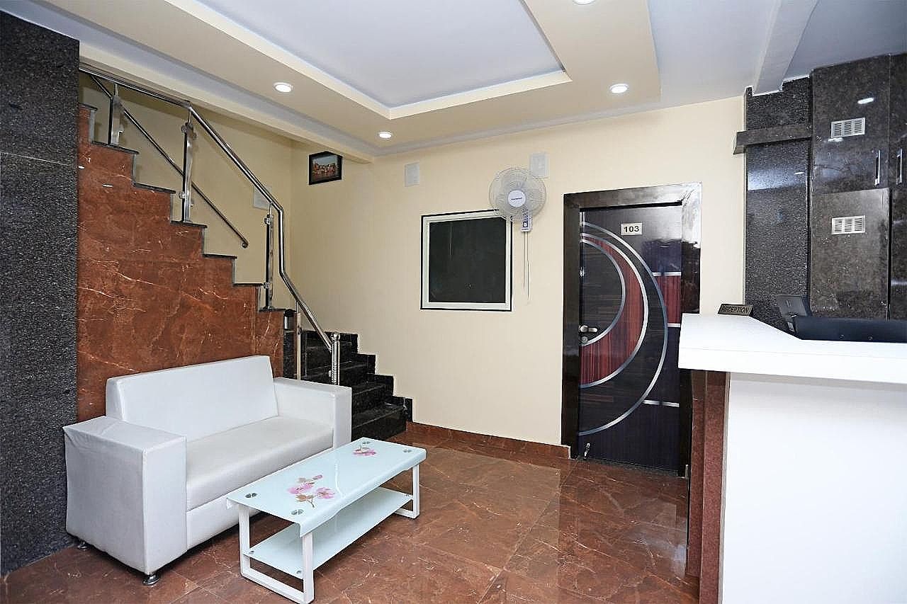 undefined OYO 15530 Hotel G S Residency 4