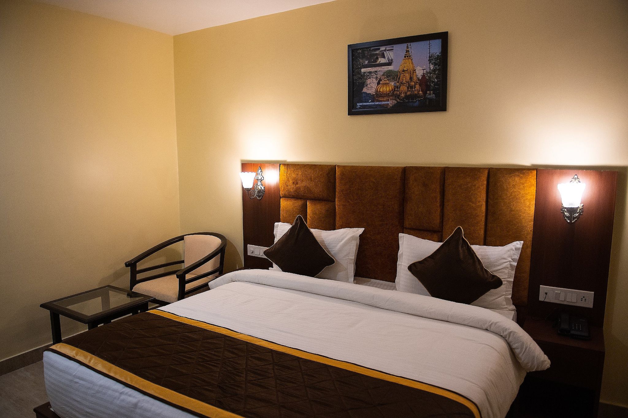Hotel Shivoy Grand Deluxe Room