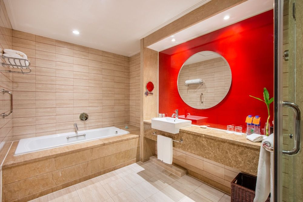 undefined Holiday Inn Hangzhou Xiaoshan by IHG 9
