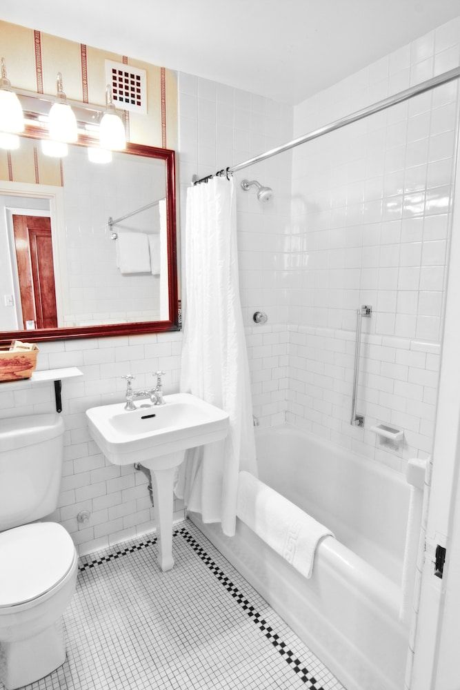 Rodd Charlottetown Double Room, 2 Double Beds 6