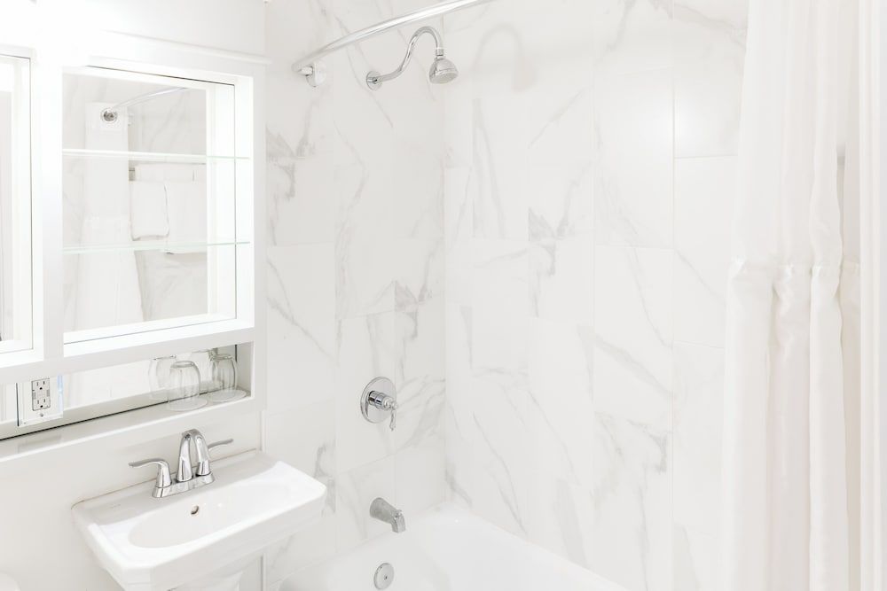 Rodd Charlottetown Executive Room, 1 Queen Bed 3