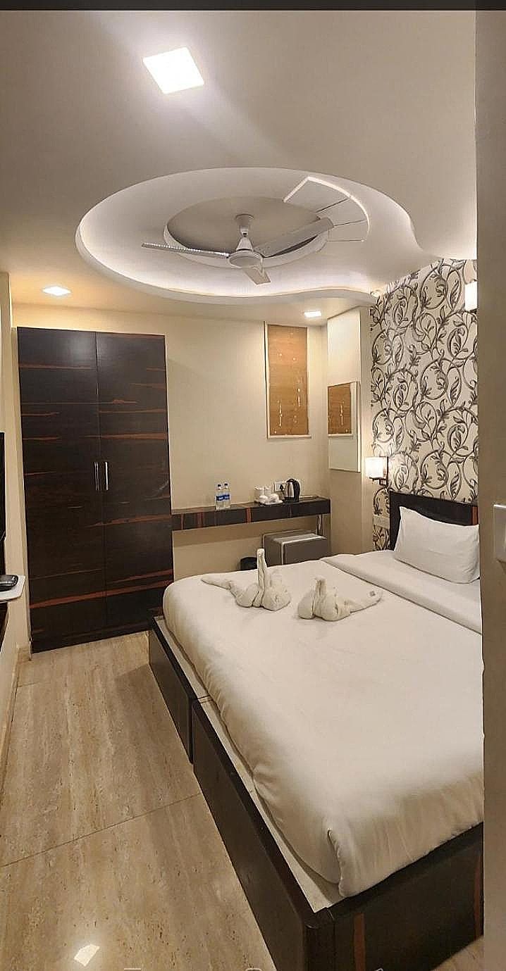 Hotel Varanasi Heritage Standard Double Room 7