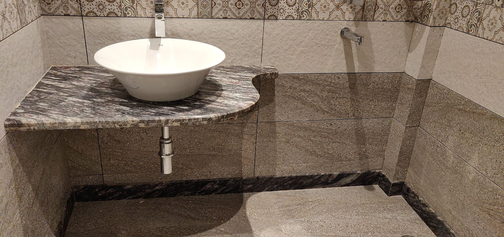 Hotel Varanasi Heritage Deluxe Double Room 7