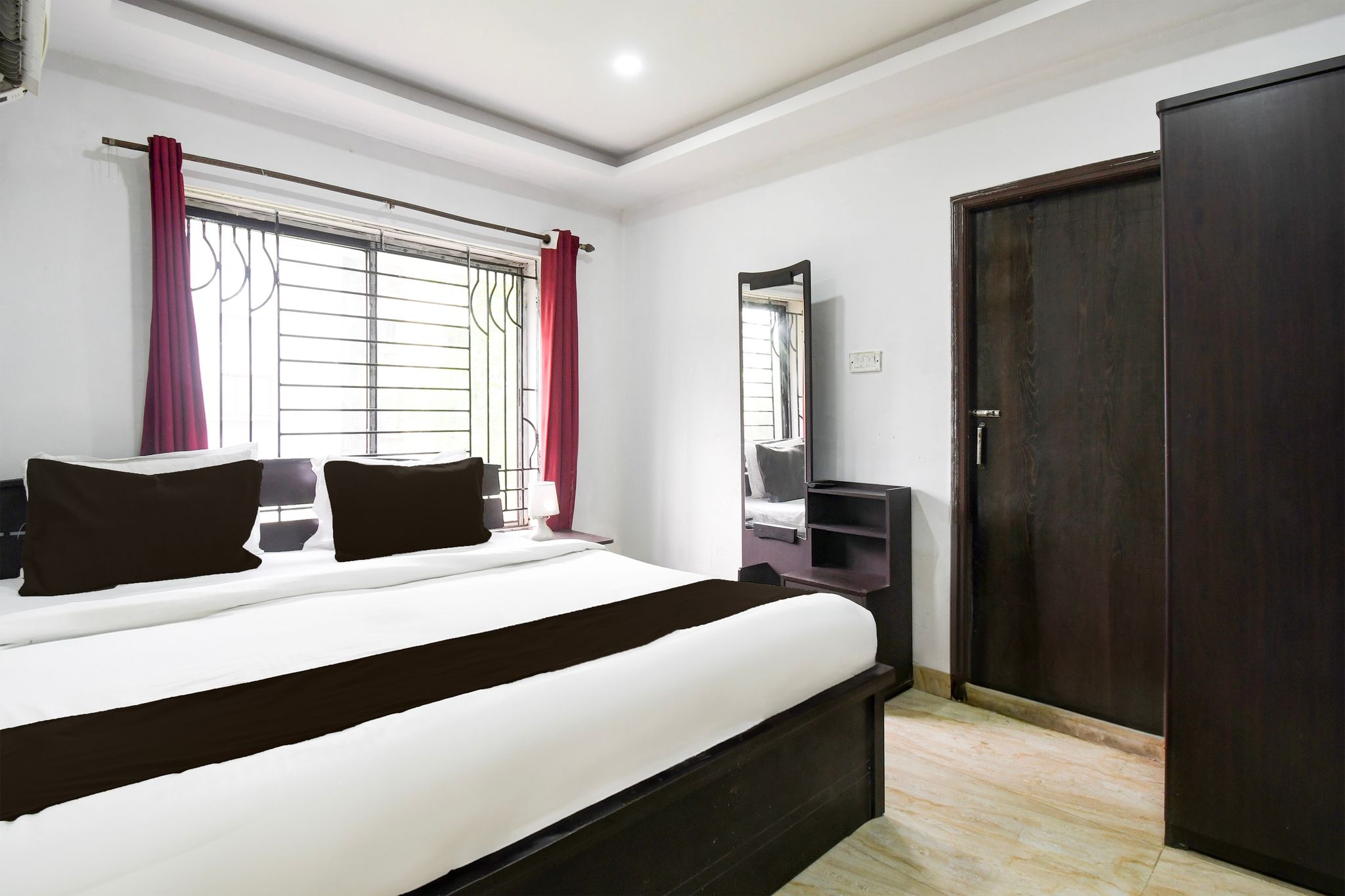 Super Hotel O New Alipore Classic 13