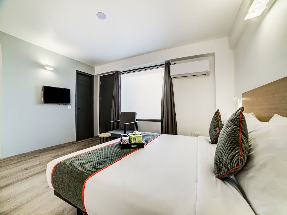 OYO Townhouse 089 Hongkong Bazaar Double or Twin Room 7