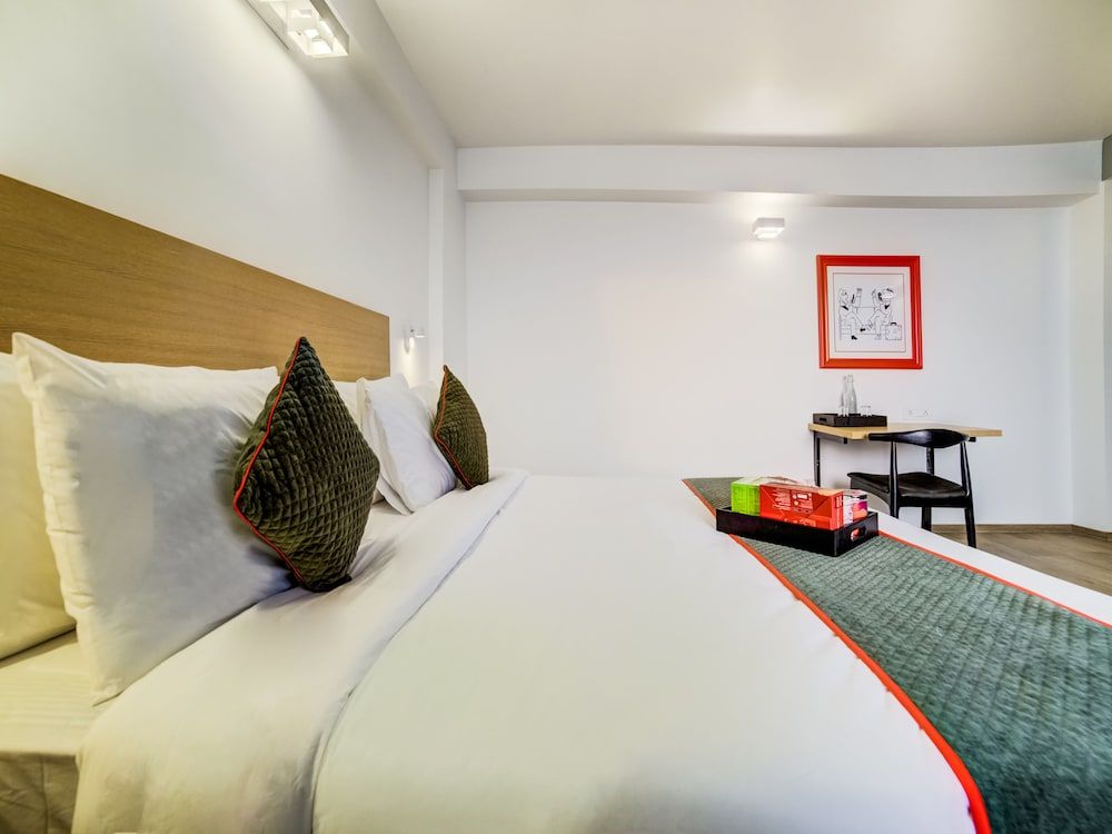 OYO Townhouse 089 Hongkong Bazaar Double or Twin Room 11