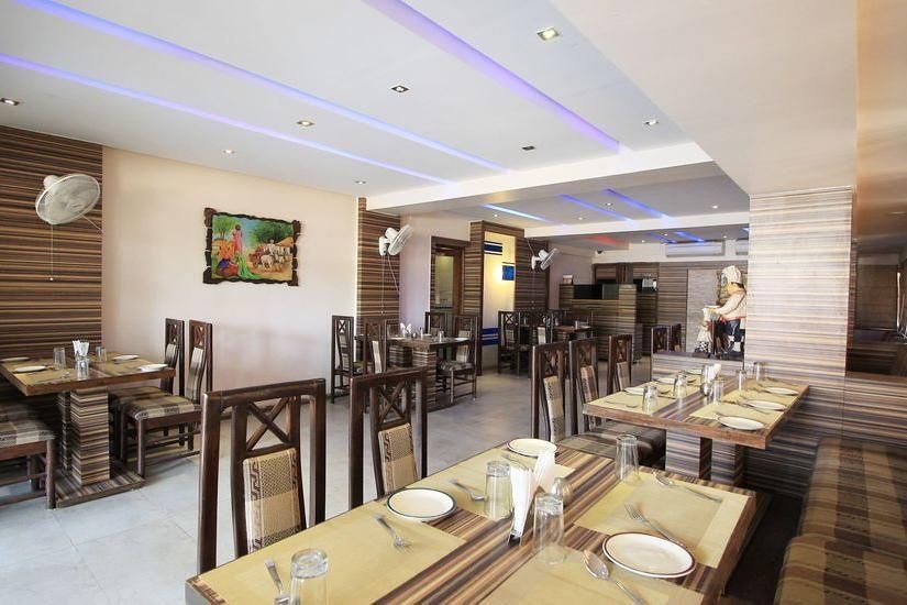 Food & Dining