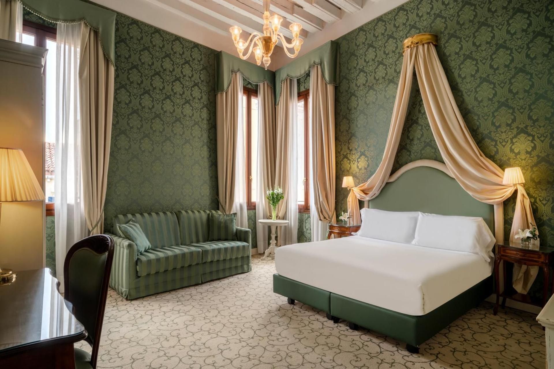 Premium Double Room with Canal View