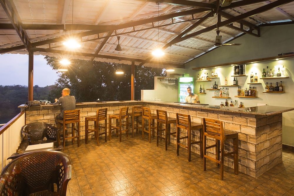 undefined Hill Rock 10