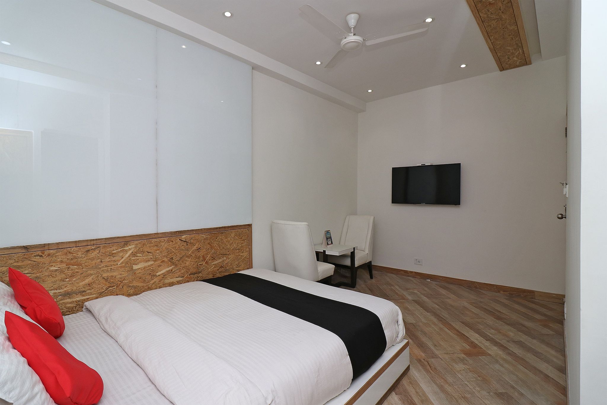 Super Collection O Ruby Formerly Hiland International Classic Room 6