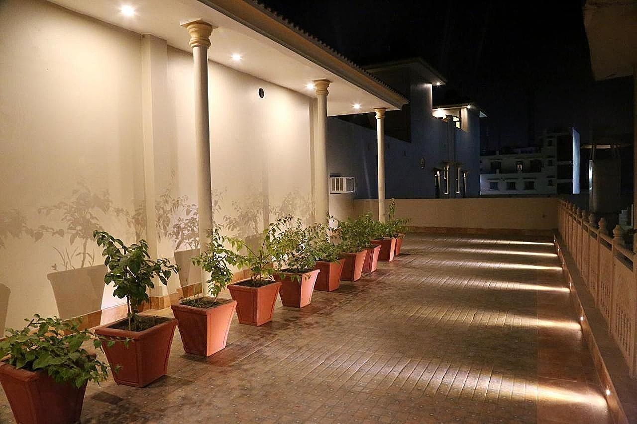 Hotel Exterior