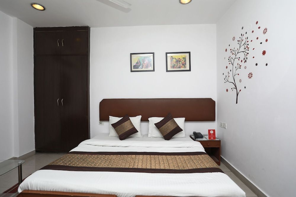 OYO 14777 White Tiger Villa Standard Room 11