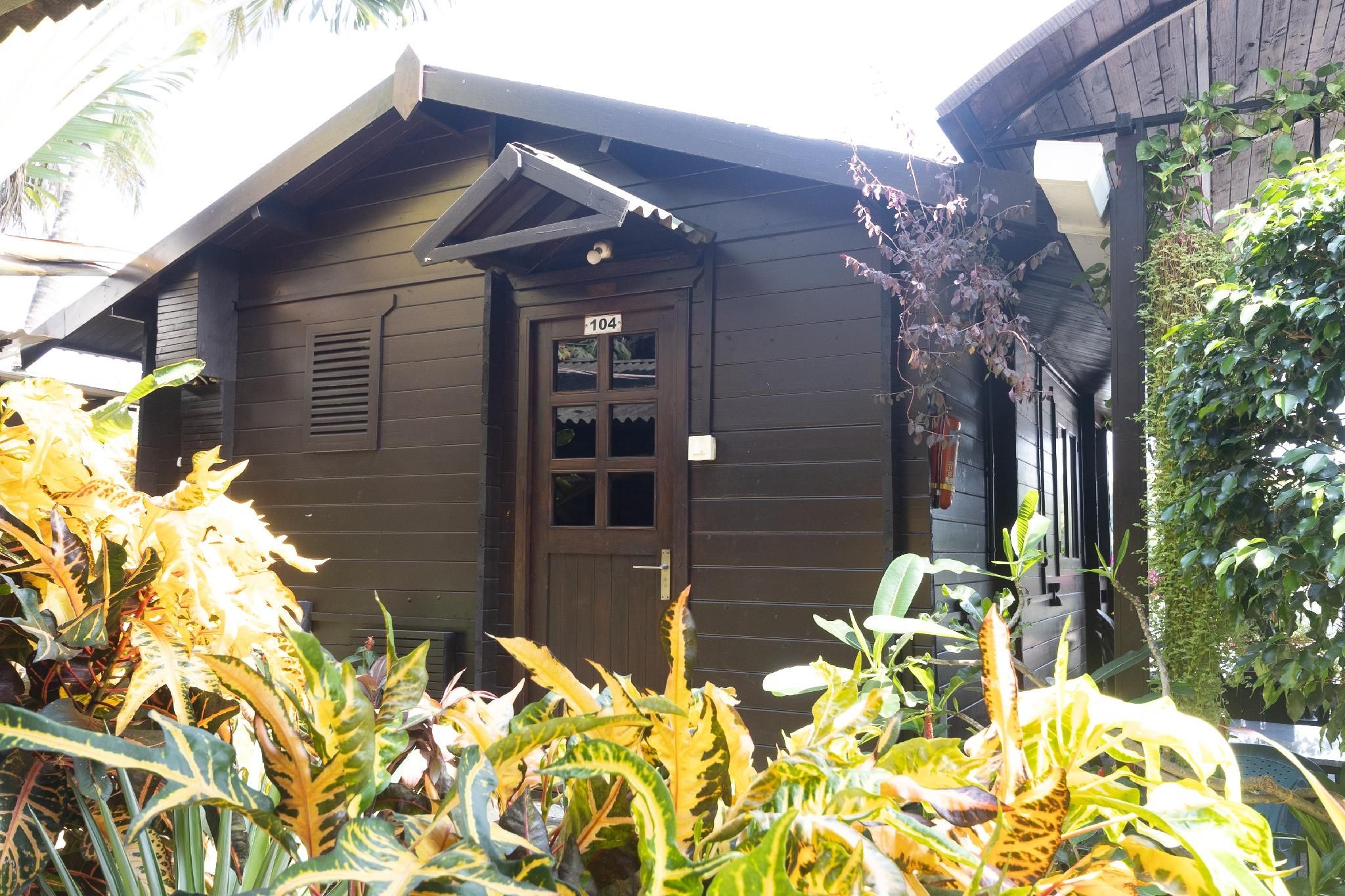 undefined Sal Riviera 9