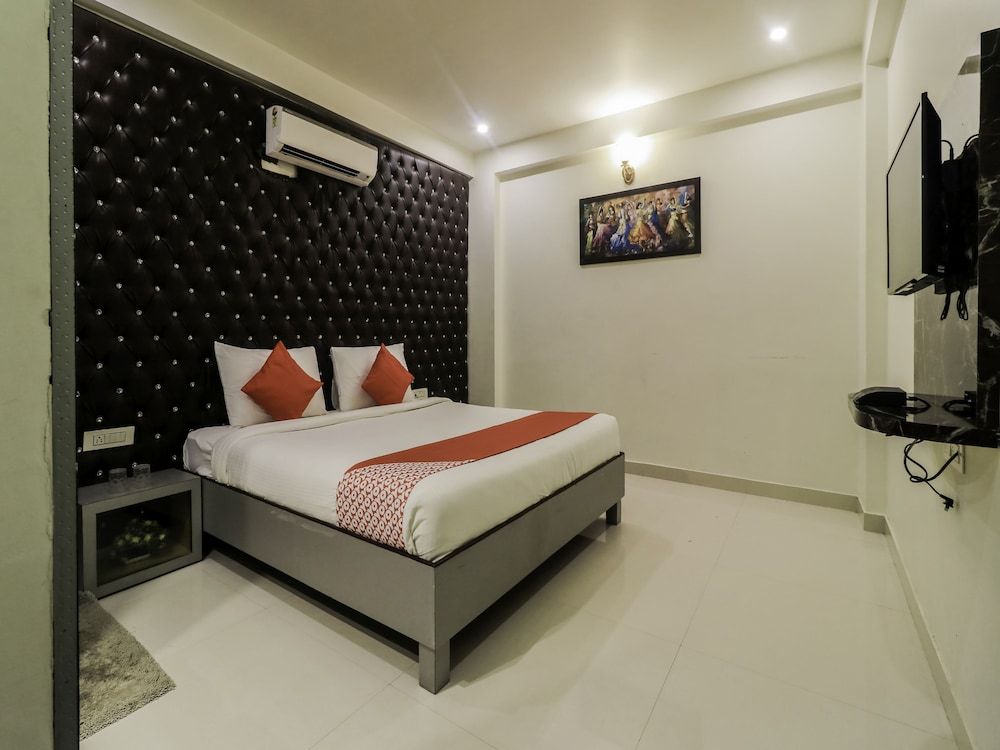 Deluxe Double or Twin Room, 1 King Bed