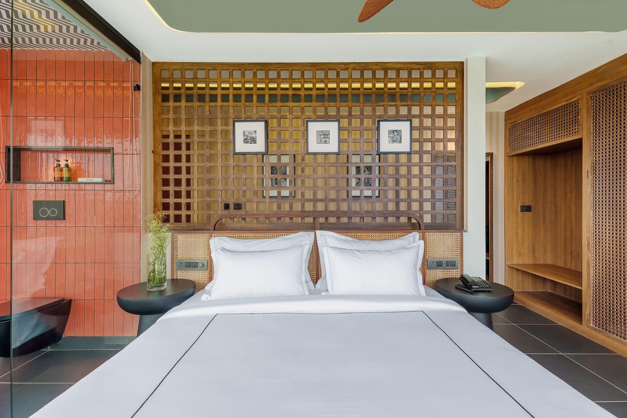 Palace View Jacuzzi Suite