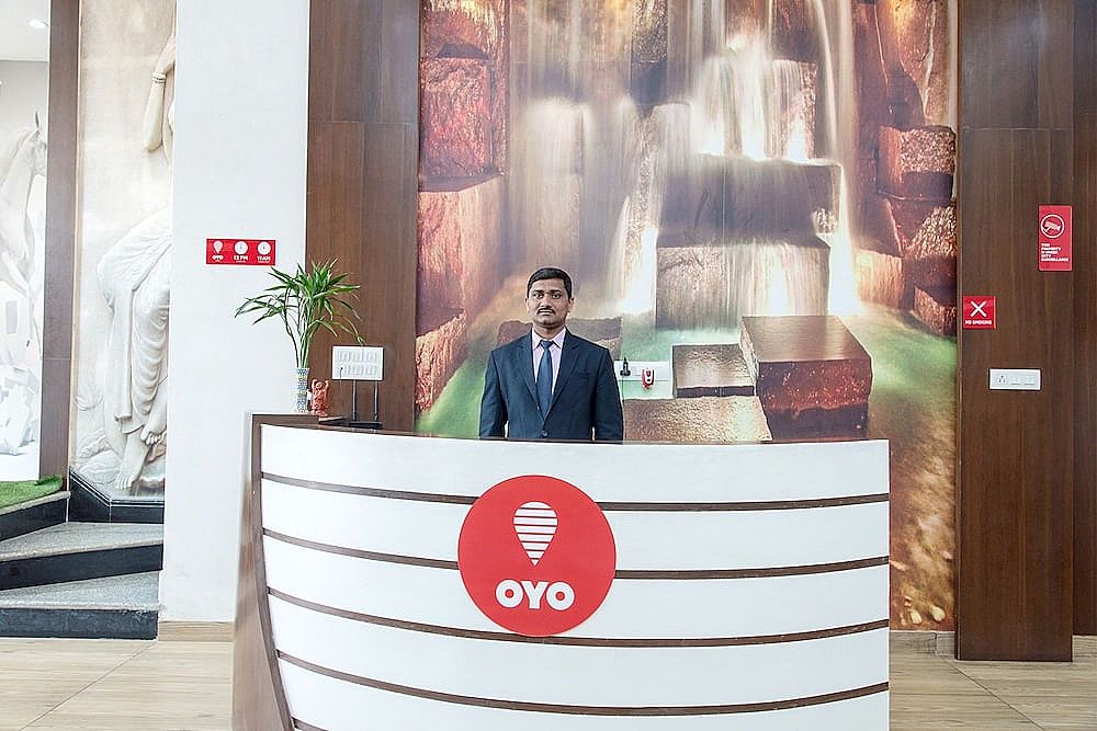 undefined OYO 10893 Hotel Divine Inn 4