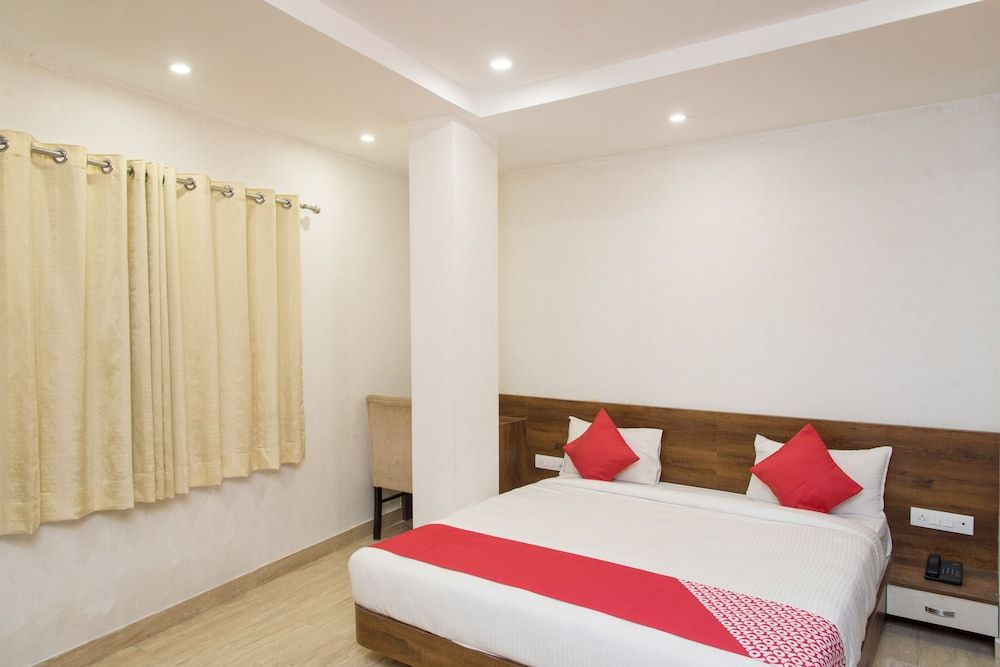 OYO 10893 Hotel Divine Inn Double or Twin Room 9