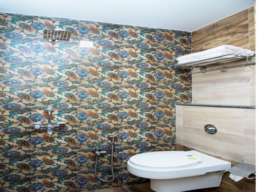 OYO 10893 Hotel Divine Inn Double or Twin Room 12