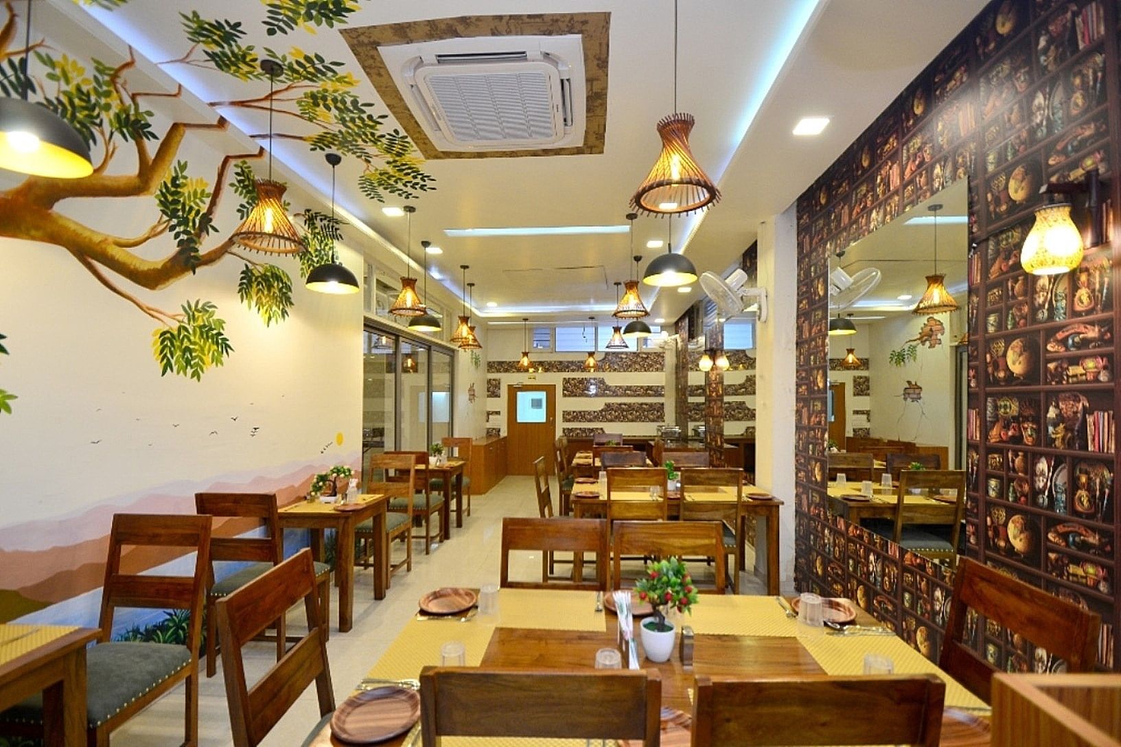 undefined Hotel Sapphire World 4