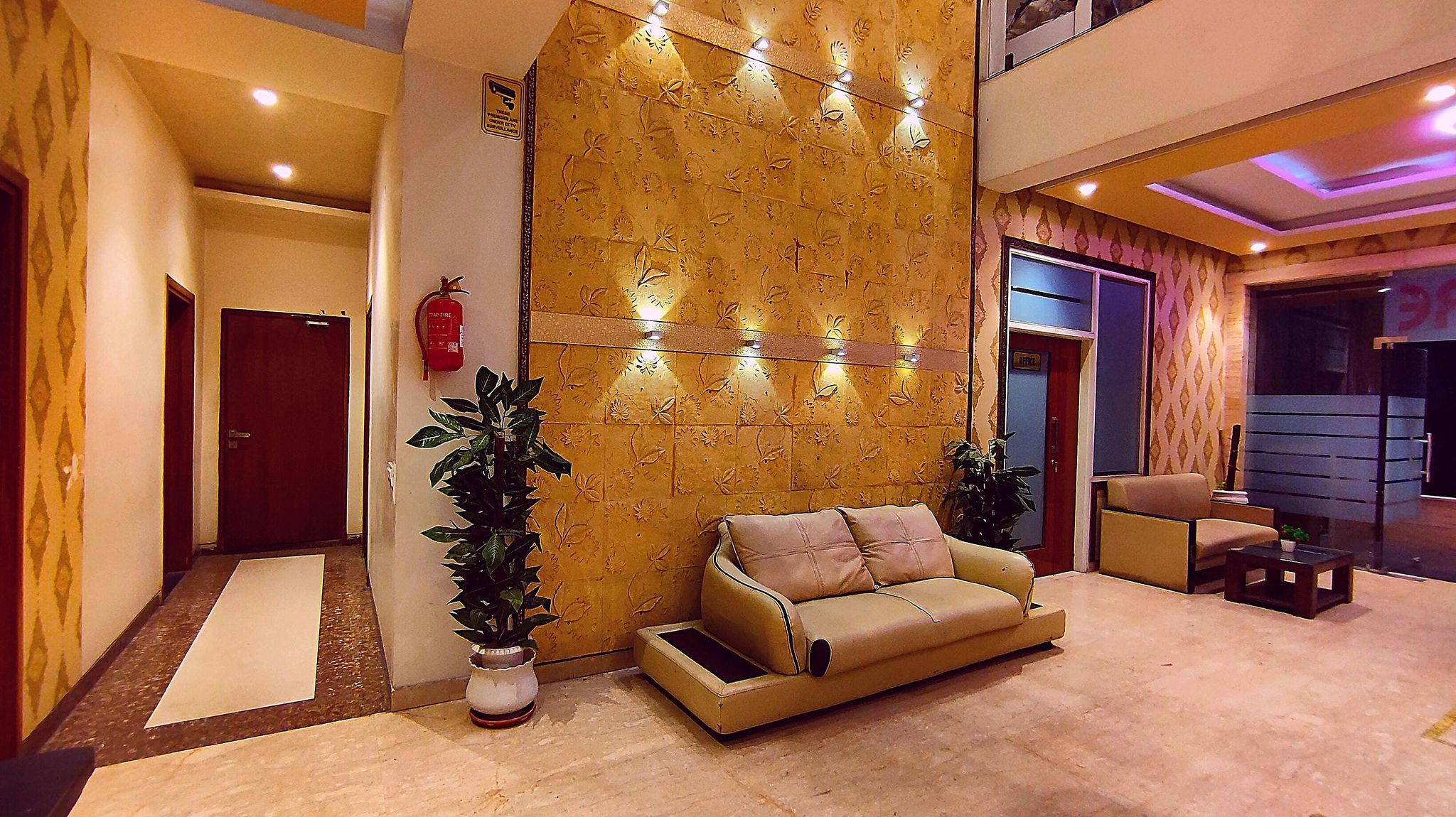 undefined Hotel Sapphire World 3