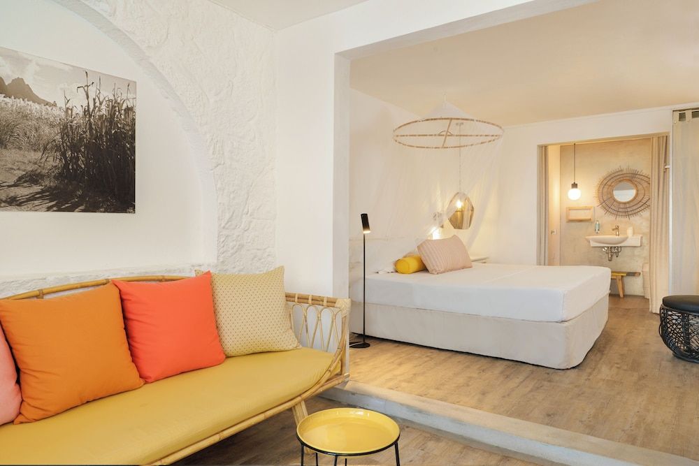Deluxe Room (Seafront)
