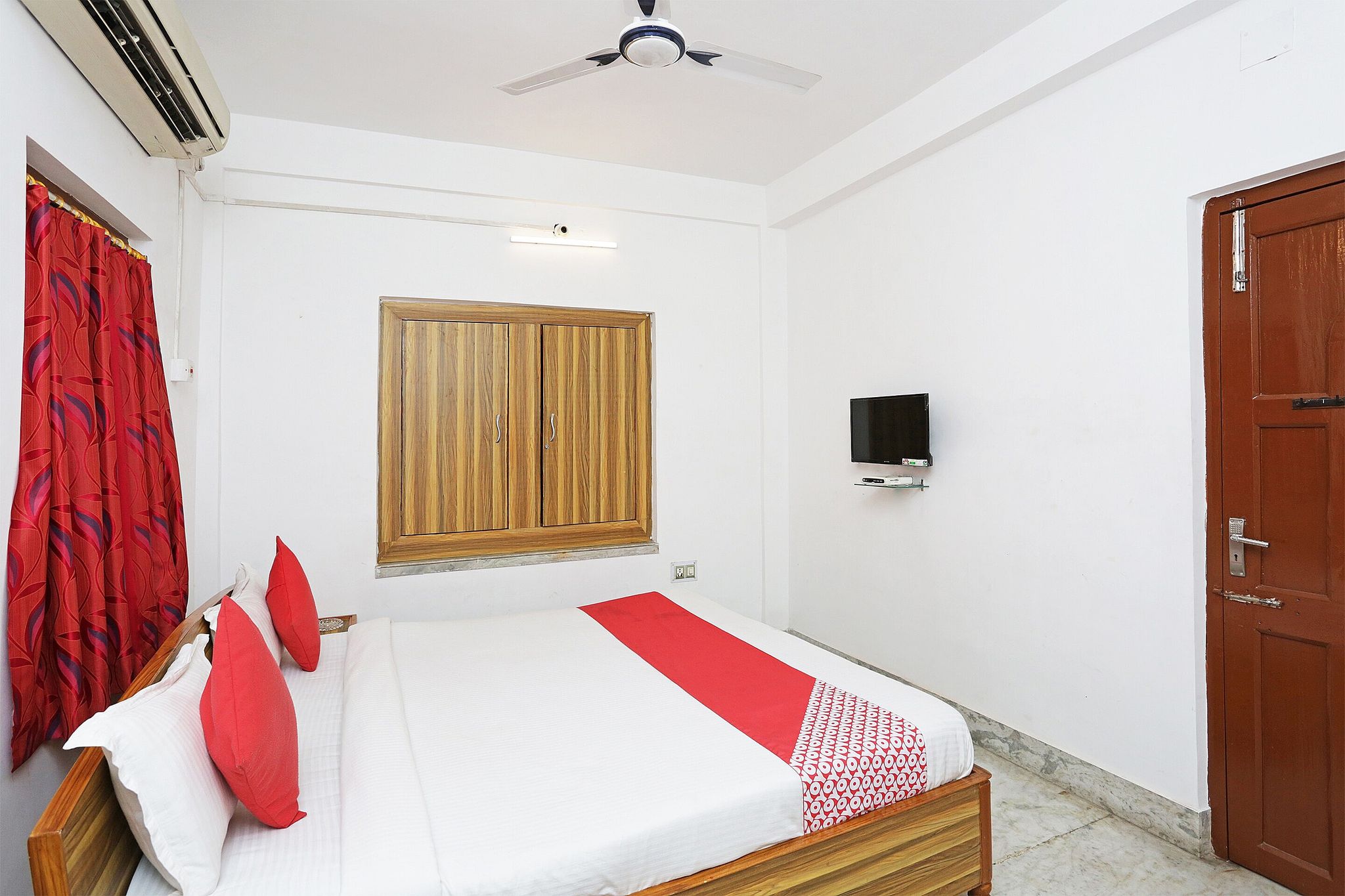 undefined Flagship New Silver Inn 10