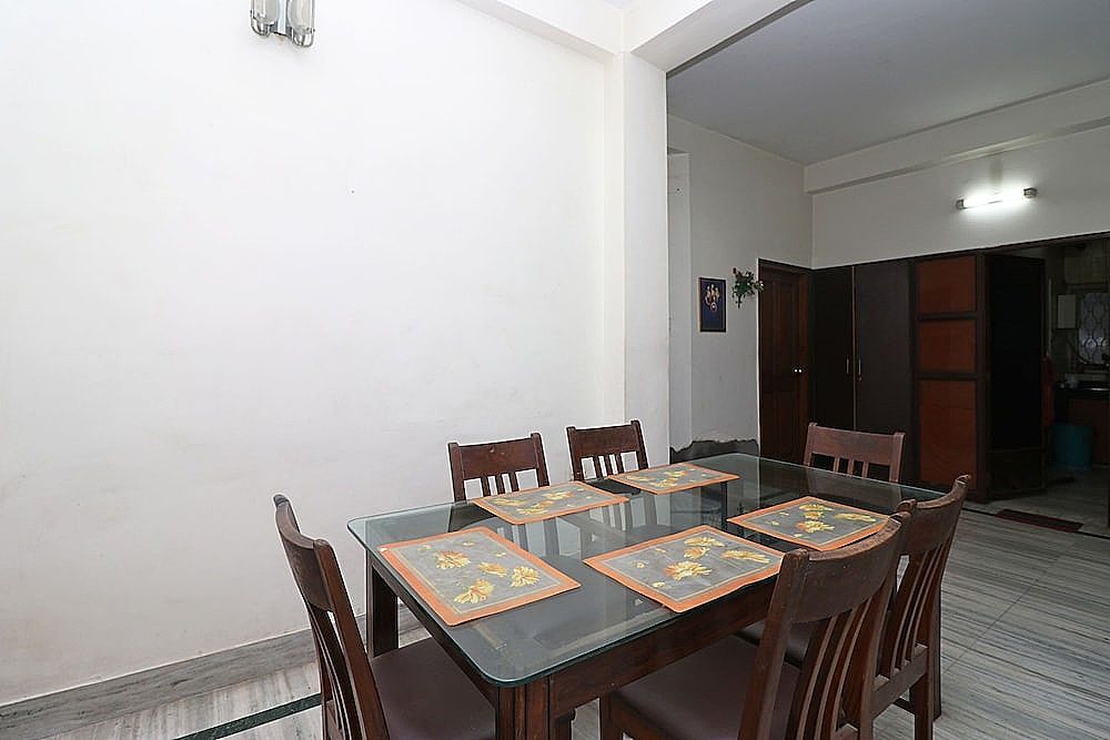 undefined OYO 24591 Mishra Residency Newtown 5