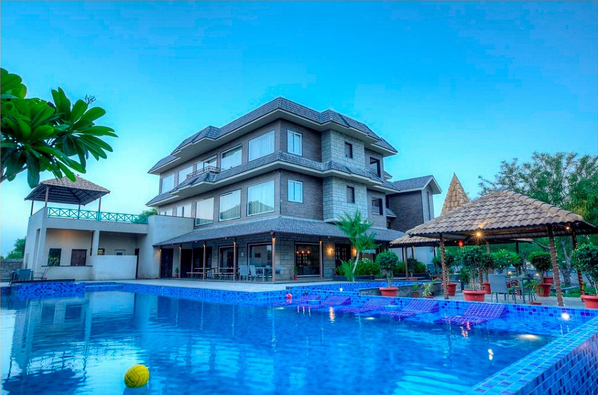 Hotel Exterior