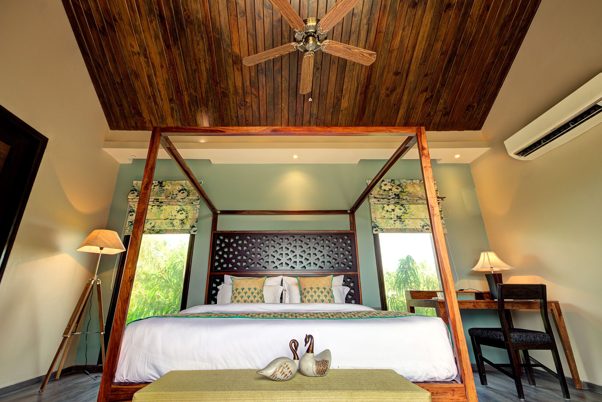 Pool View Luxury Room