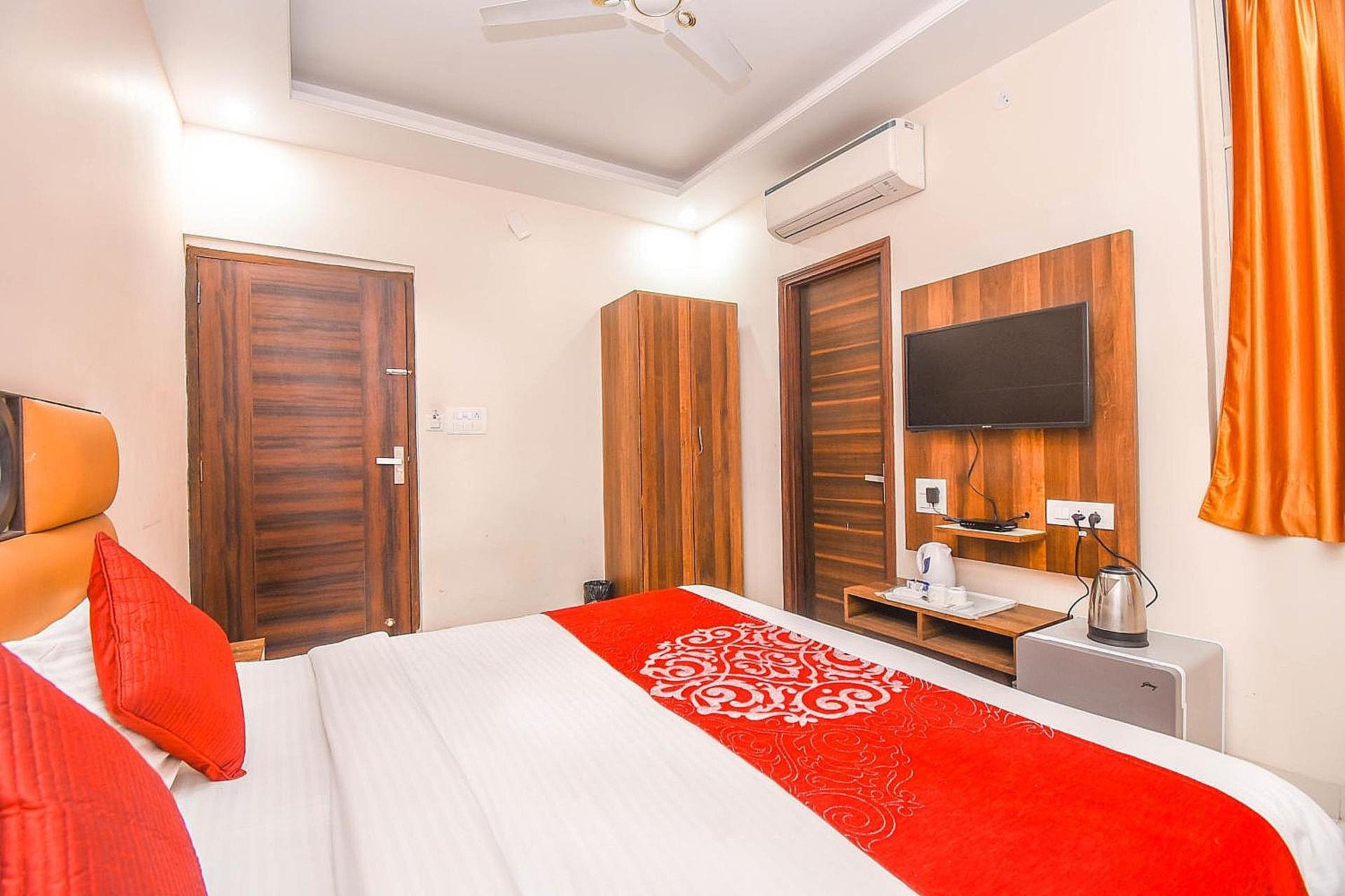 Hotel Reeve Inn Deluxe Room 12