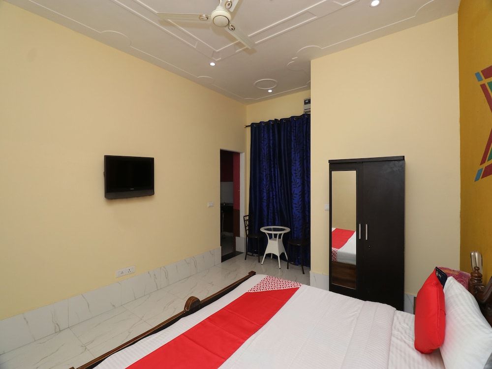 OYO 24108 Bamyan Hotel Double or Twin Room 13